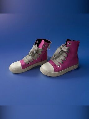 High-Top Sneakers in Pink with Gray Laces